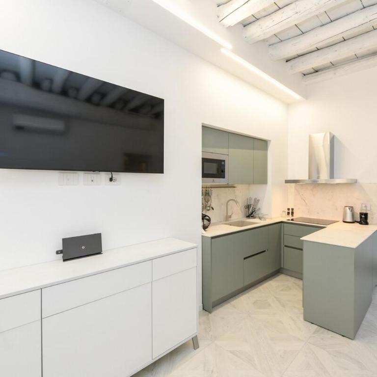 Lakefront and downtown within walking distance! - Two-Bedroom Apartment - 13