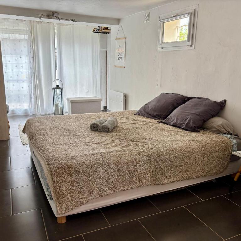 Magnifique Duplex - jardin - vue mer Plage et Sanary à pied - One-Bedroom Apartment - 22