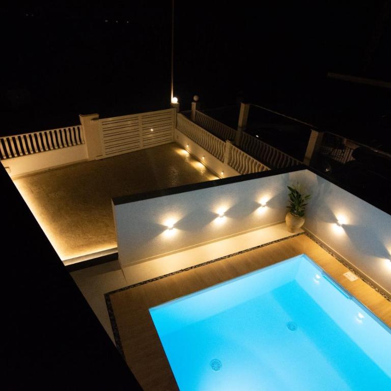 Villa ALMA - Vacation Home - 31
