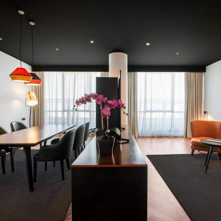 Crowne Plaza Podgorica by IHG - Diplomatic King Suite - 6