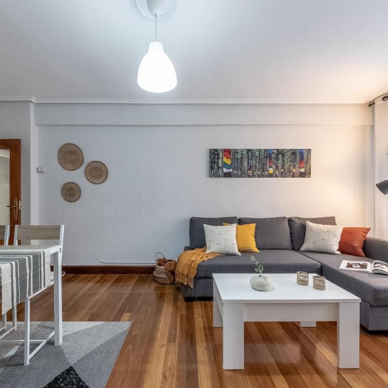 POLITTE amplio apartamento & garaje - el Casco Viejo a tus pies - Apartamento de 2 dormitorios - 2