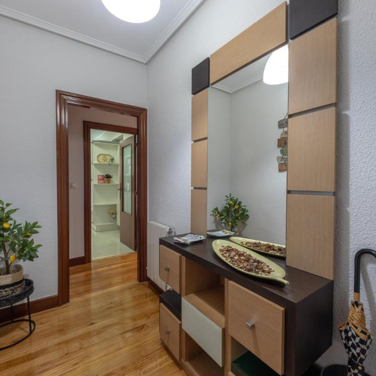 POLITTE amplio apartamento & garaje - el Casco Viejo a tus pies - Apartamento de 2 dormitorios - 36