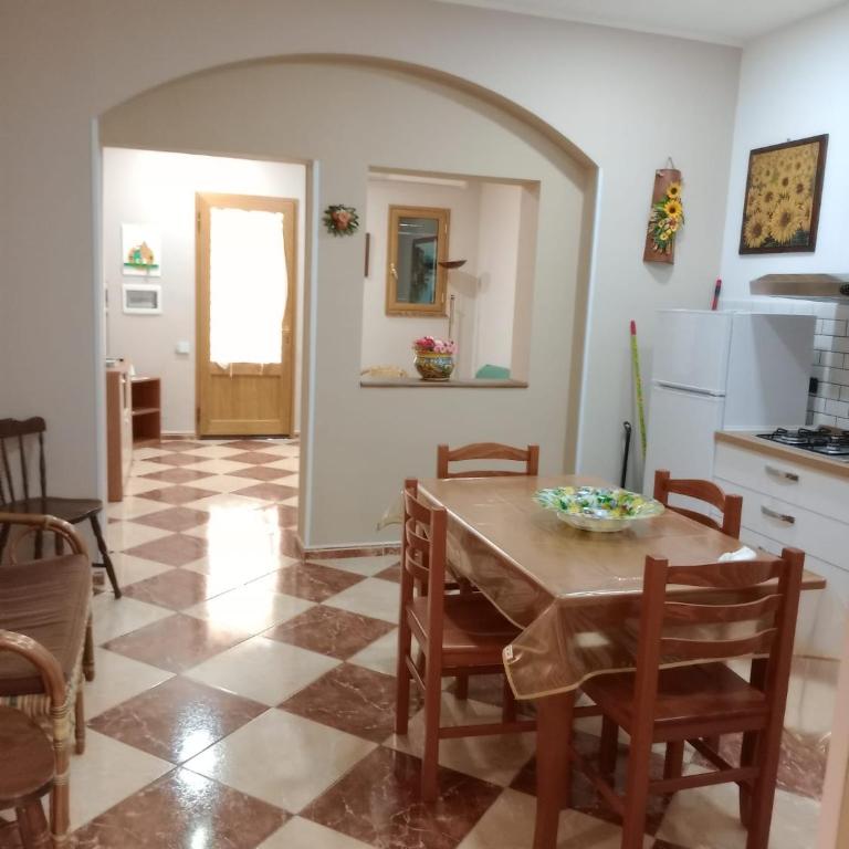 Franci Zisa House - Two-Bedroom Apartment - 6