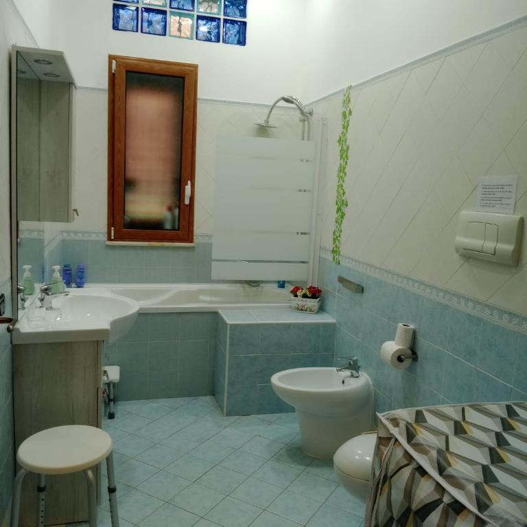 Franci Zisa House - Two-Bedroom Apartment - 13