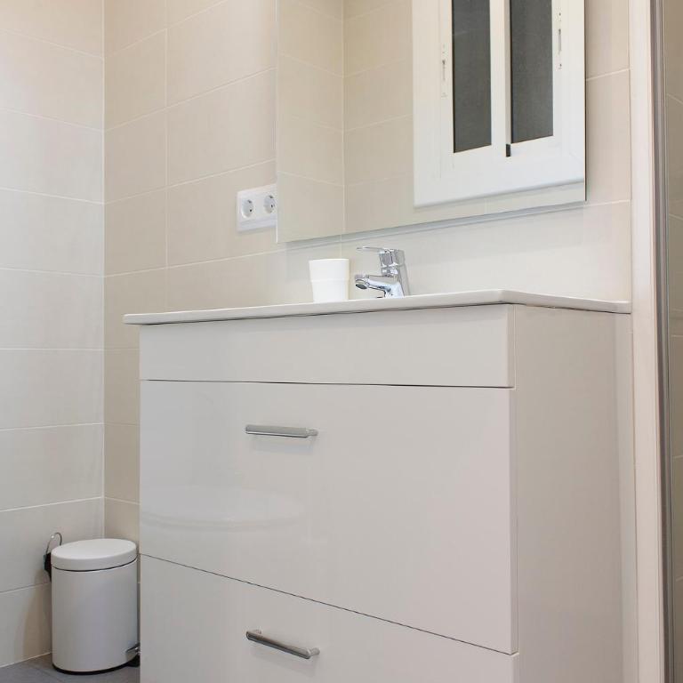 Flateli Roger 6 - Apartment - 18