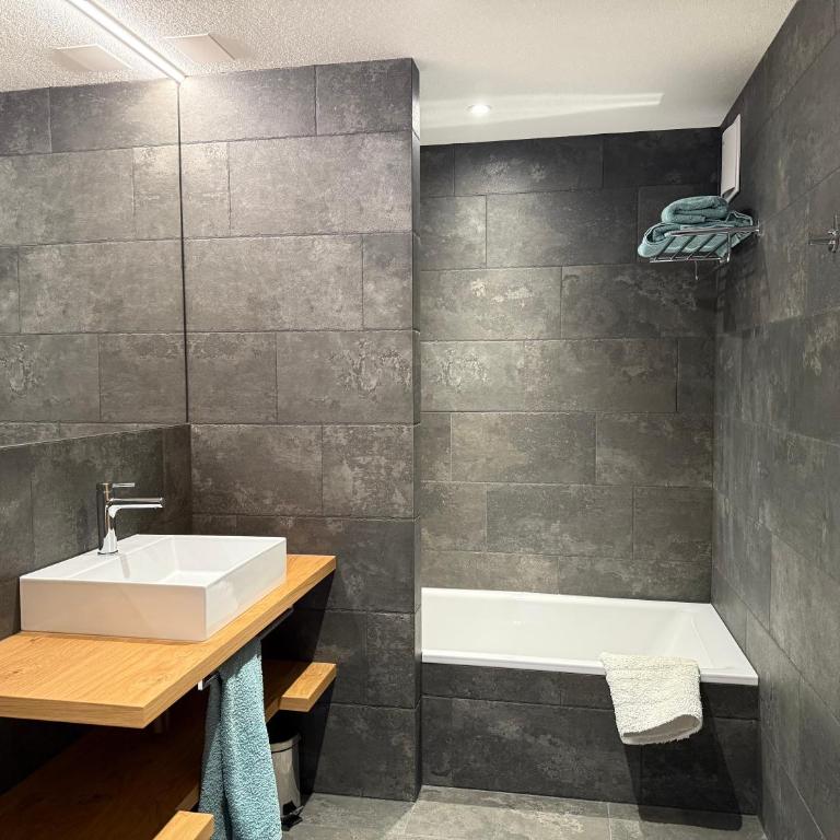 Allalin View - Apartment mit 3 Schlafzimmern - 17