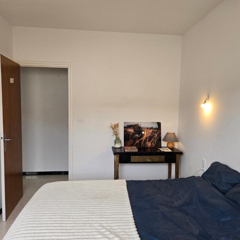 Chambre privée dans charmante maison cosy PISCINE - Doppelzimmer mit Gartenblick - 2