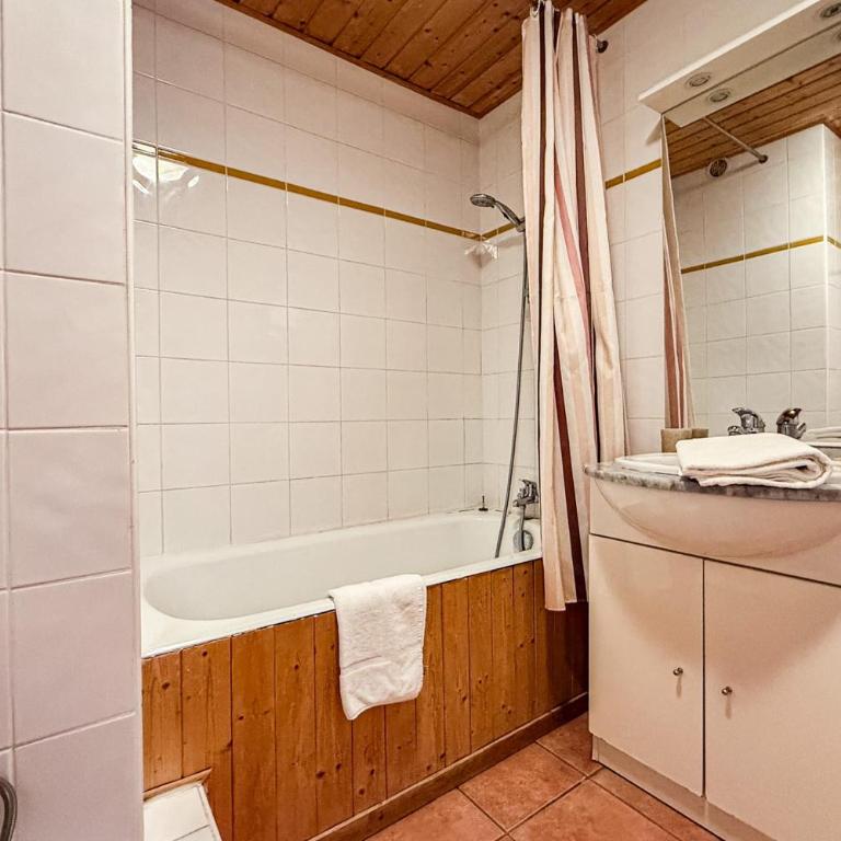 Séjour au cœur de Chamonix proche des pistes - Appartement - 8