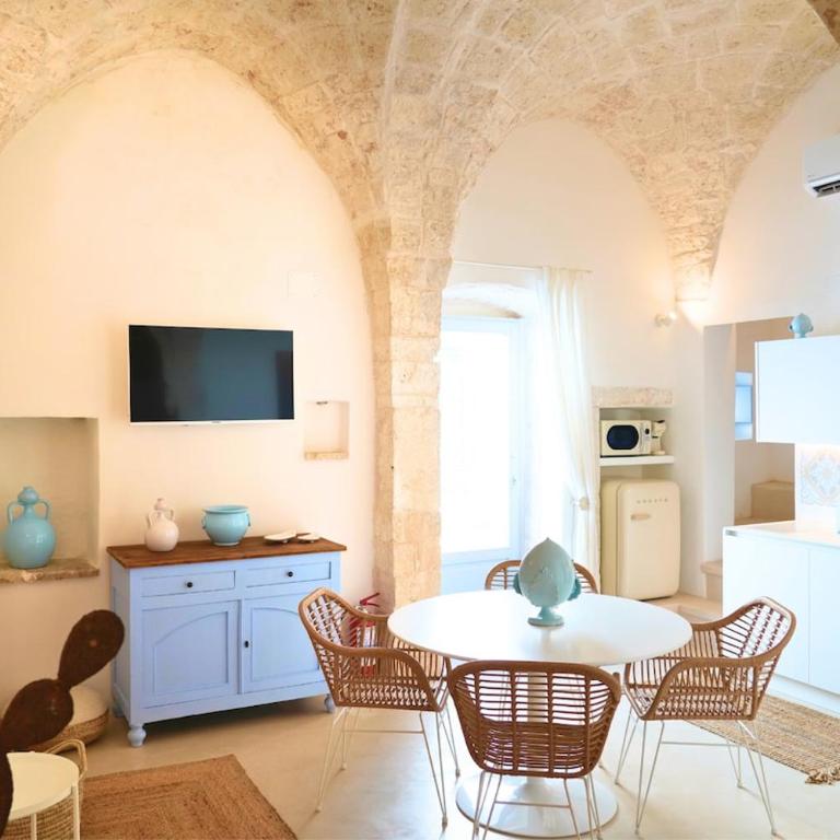 Dimora Zazzù - nel CUORE della MAGIA di OSTUNI - Casa con 2 Camere da Letto - 4