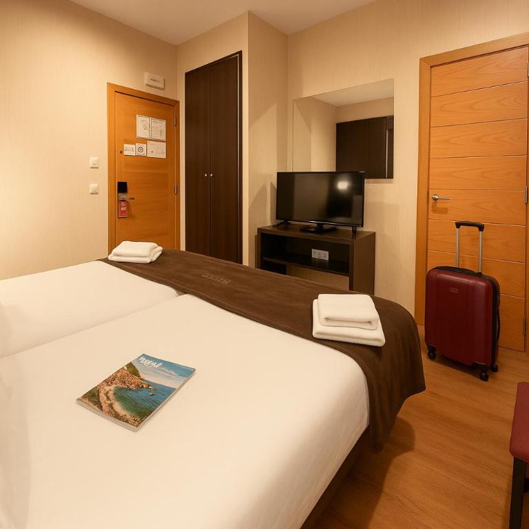 Hotel Plaza - Habitación Doble Económica - 2 camas - 1