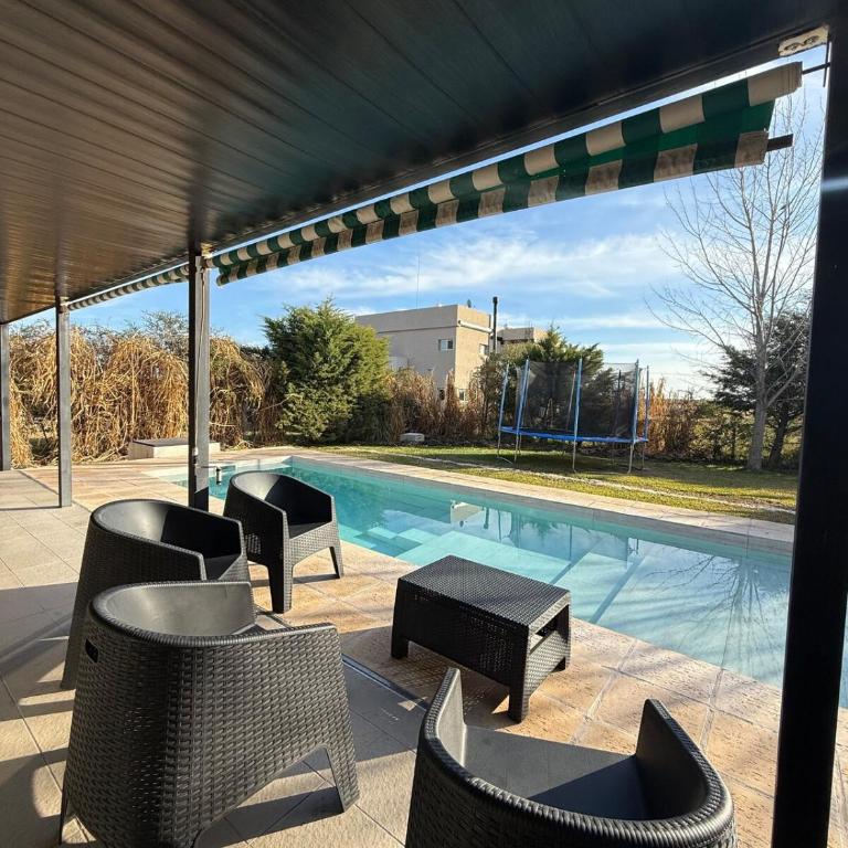 Quinta de tres habitaciones en Gualeguaychú - Casa de 3 dormitorios - 3