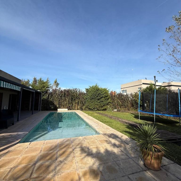 Quinta de tres habitaciones en Gualeguaychú - Casa de 3 dormitorios - 4