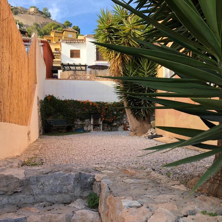 Casa Calaiza - Three-Bedroom House - 25