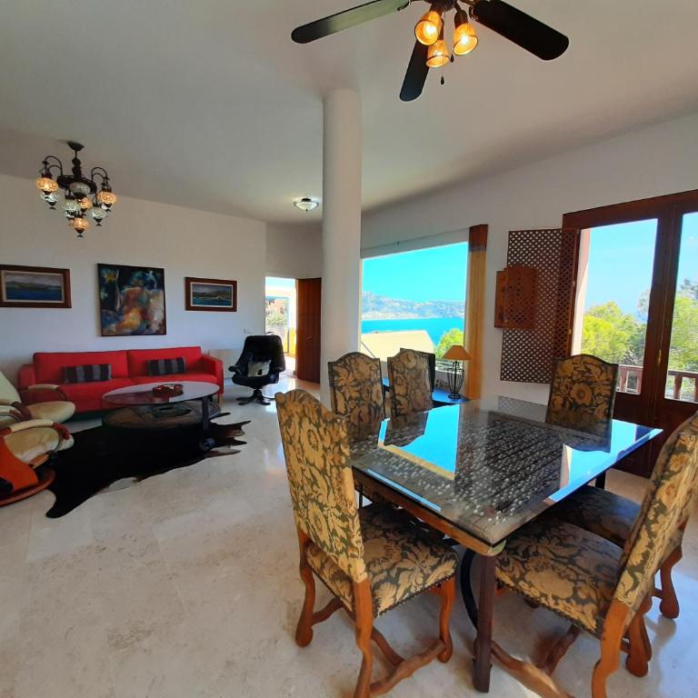 Casa Calaiza - Three-Bedroom House - 31