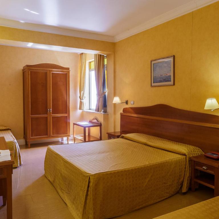 Hotel Conchiglia d'Oro - Economy Dreibettzimmer - 3