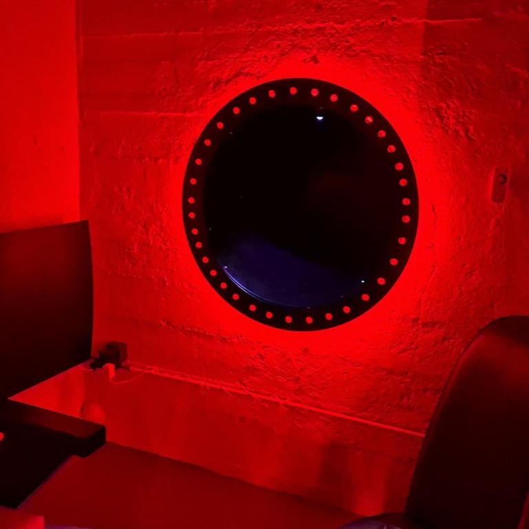 Le Baiser 1 le bunker réaménagé en plaisir interdit - Maison 1 Chambre - 4