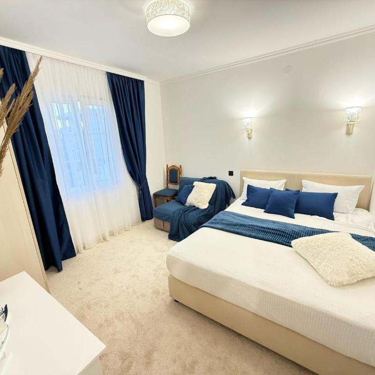 Aurora Apartment - Two-Bedroom Apartment - 1