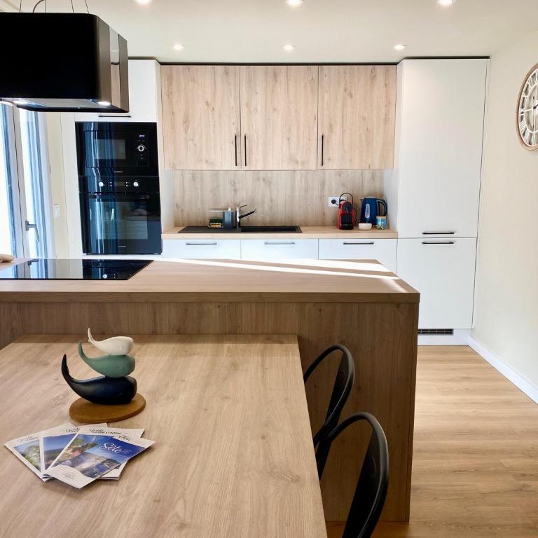 'La Perrière' Joli T2 en duplex Clim, Wifi - Apartamento de 2 dormitorios - 33