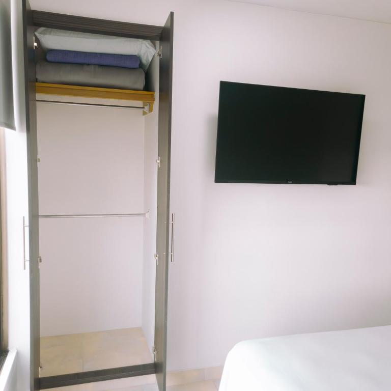 Santorini Elite - One-Bedroom Apartment - 17
