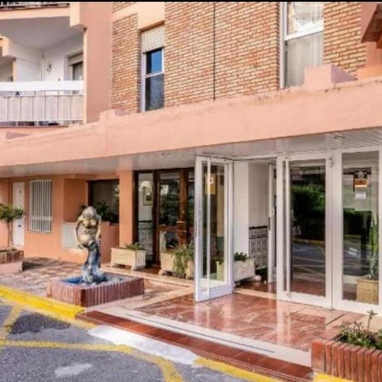Spain Breaks - 2 bed family apartment Benalmádena with pool, Airco, WiFi - Apartamento de 2 dormitorios - 18