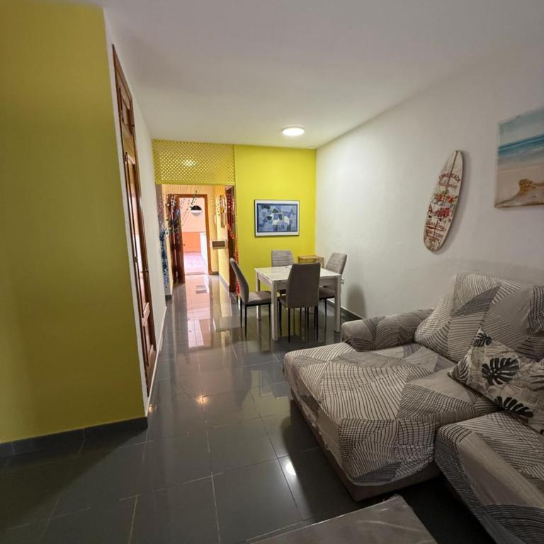 Junto al centro y la playa con garaje - Apartamento de 2 dormitorios - 9