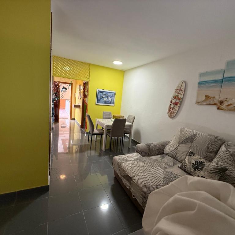 Junto al centro y la playa con garaje - Apartamento de 2 dormitorios - 8