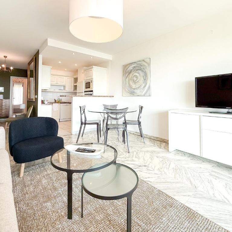 Sea View Apartment - Croisette - Appartement 2 Chambres avec Balcon et Vue sur la Mer - 5