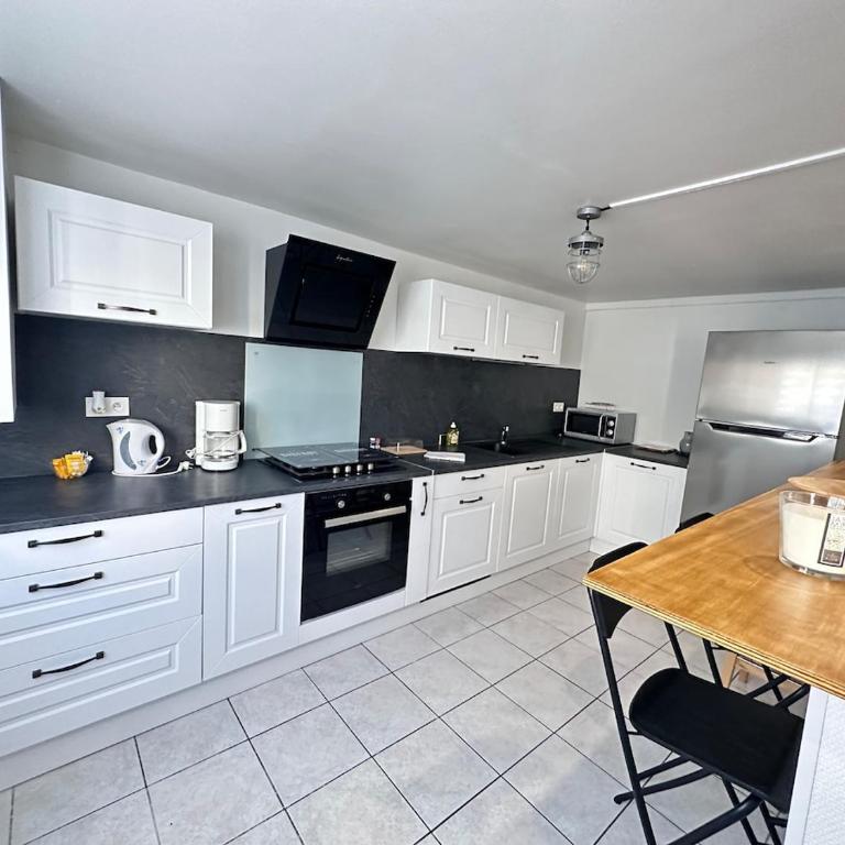 La maison champenoise 4 chambres avec terrasse - Apartment mit 4 Schlafzimmern - 24