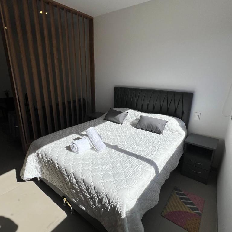 Monoambiente de Lujo en la Chura TARIJA! - One-Bedroom Apartment - 7