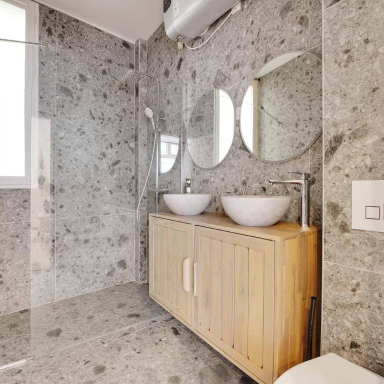 "Cozy Apartment 1BDR 4P – Paris 8th Saint-Lazare - Apartment - 4