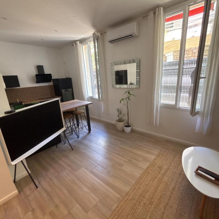 Renovated F3 Parking Clim Nice Mont Boron - Appartement 2 Chambres - 18