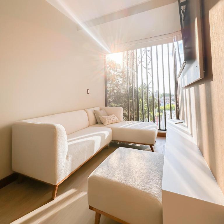 Alma Residence - Family Two-Bedroom Apartment with View - 1