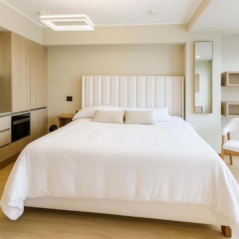 Alma Residence - Deluxe Room - 1