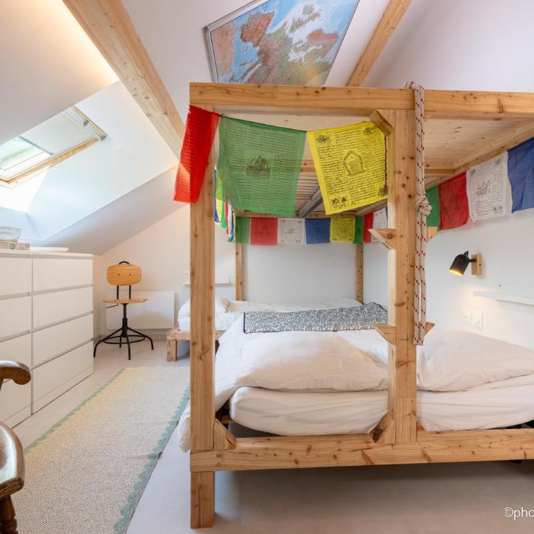 Maison Outhera - Chambre d'hôtes - Chambre Triple avec Salle de Bains Privative - 2
