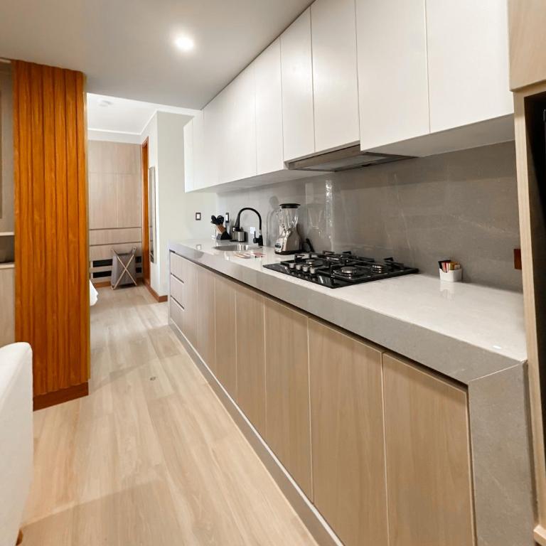 Alma Residence - Suite with Balcony - 4