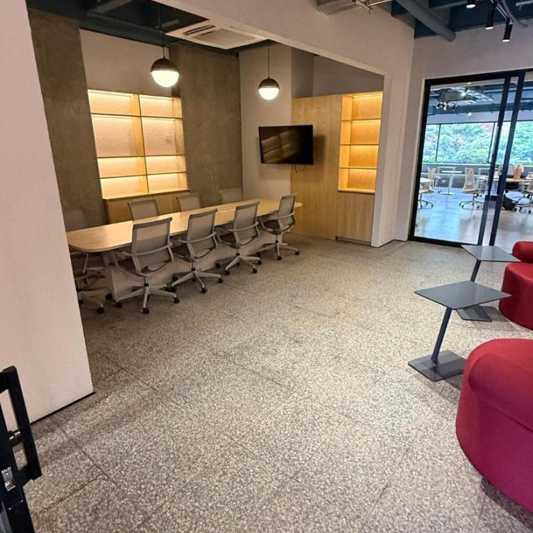 Luxury Poblado Apt Patio Bonito Brand New! Modern - Two-Bedroom Apartment with Balcony - 26