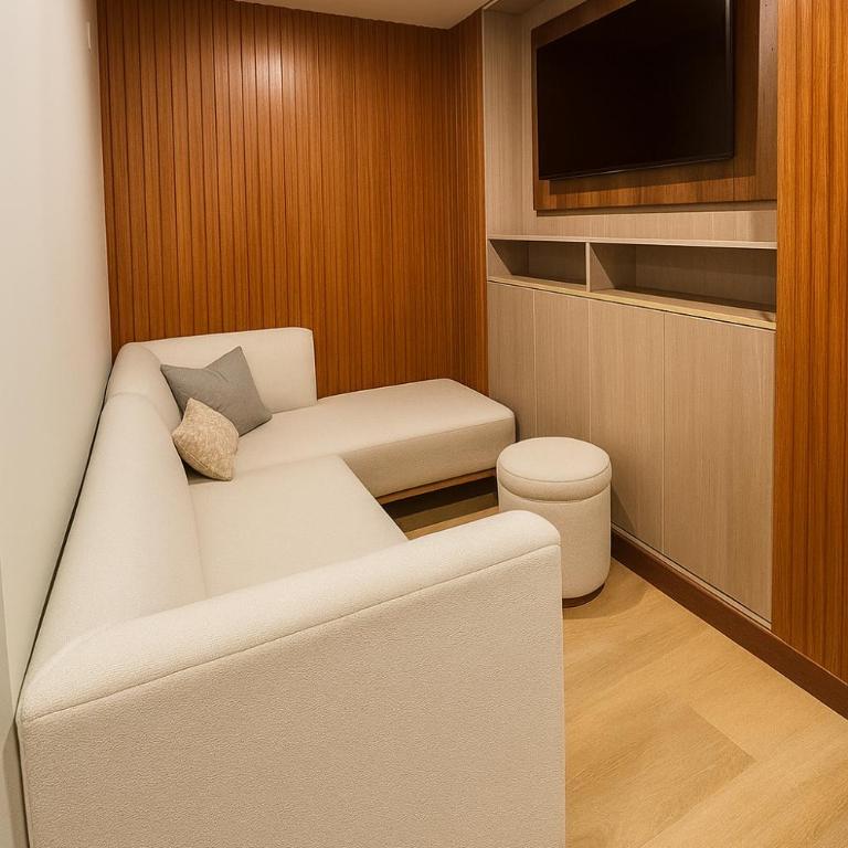 Alma Residence - Suite with Balcony - 5