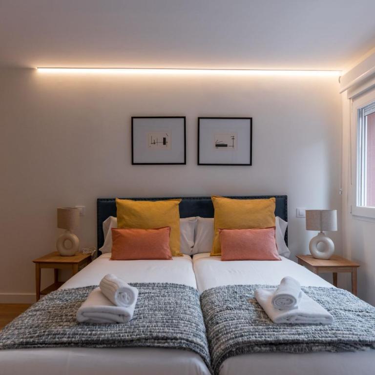 Bright and cozy- 1D 1B- Plaza Castilla - One-Bedroom Apartment - 17
