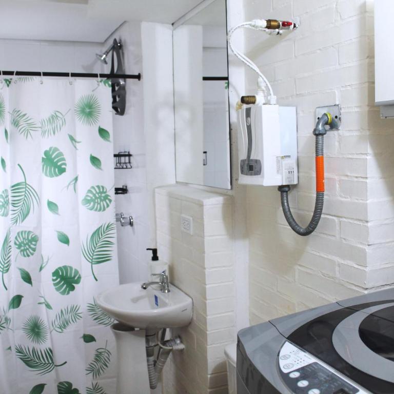 Cómodo Loft Diseño Industrial con Terraza Privada - Apartamento Estudio con balcón - 14
