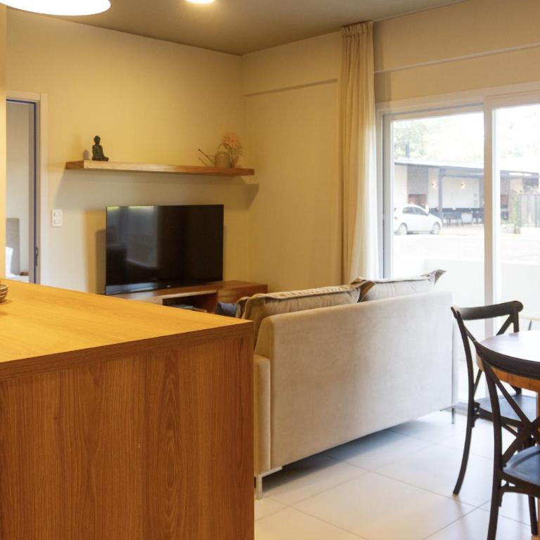 Dpto En Luque Cerca Del Aeropuerto Y Conmebol B005 - Apartamento - 2