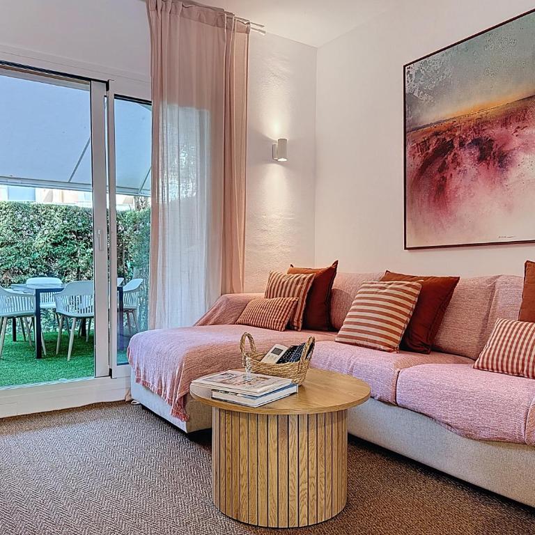 La Bella Lola Estartit Rental - Three-Bedroom House - 4