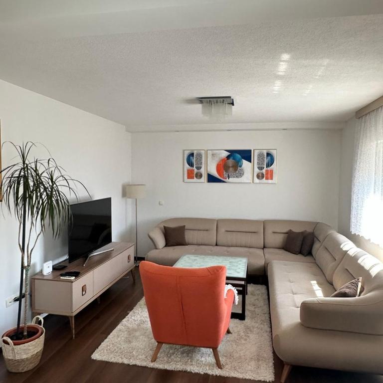 Ella Apartment - One-Bedroom Apartment - 1