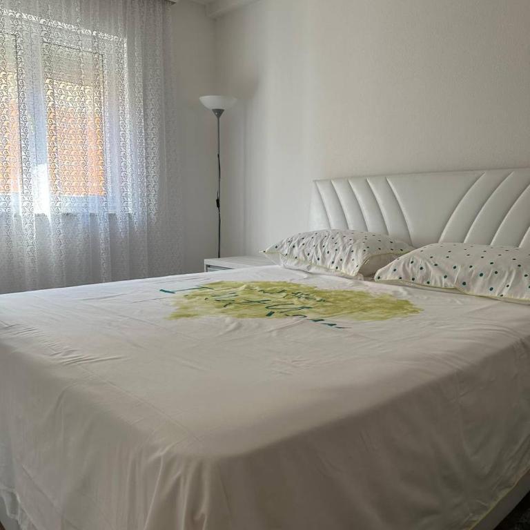Ella Apartment - One-Bedroom Apartment - 5