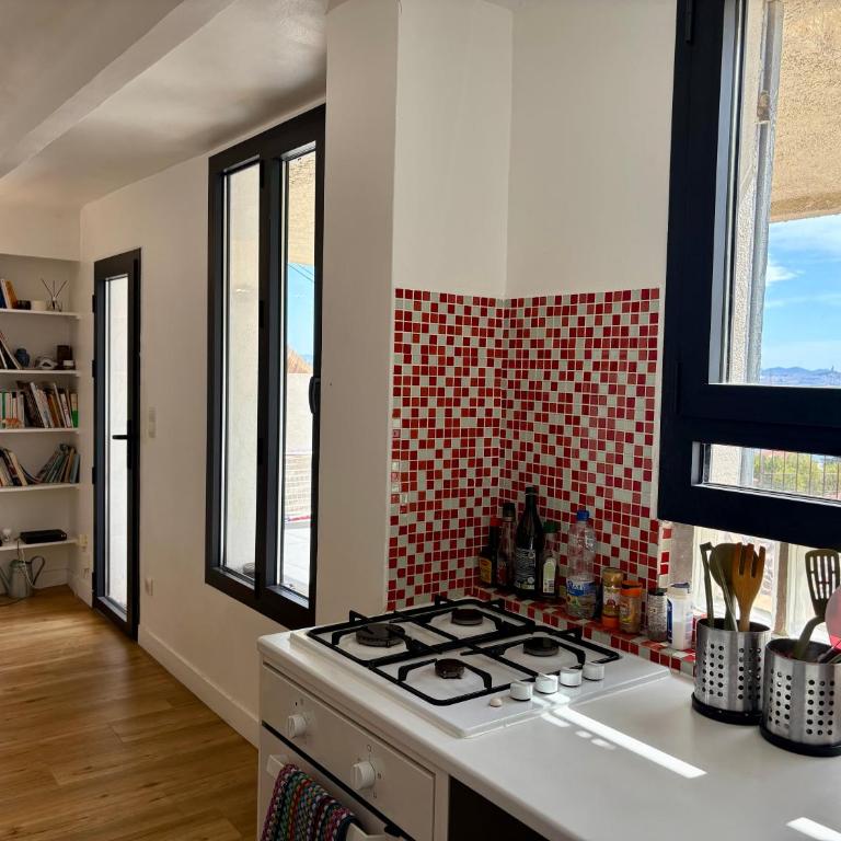 Superbe terrasse avec vue panoramique sur la mer - Appartement - Vue sur Mer - 30