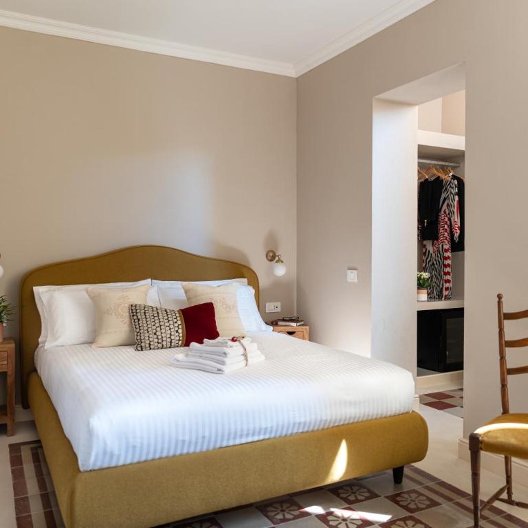 Arrecramos - Historic Residence - Deluxe Double Room with Balcony - 6