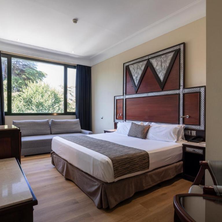 Petit Palace Arturo Soria Alcalá - Habitación Cuádruple (4 adultos) - 11