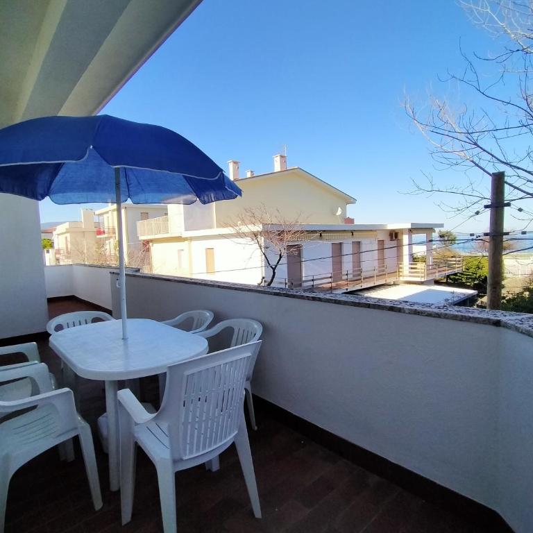 Appartamento trilocale cod 213 - Appartamento con 2 Camere da Letto - 18