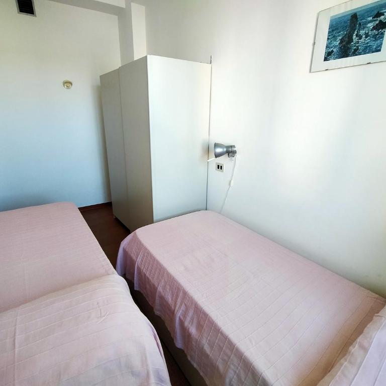 Appartamento trilocale cod 213 - Appartamento con 2 Camere da Letto - 6