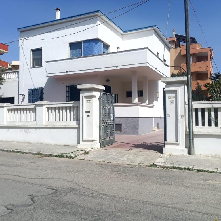 Gallipoli Lido San Giovanni Villetta vicino spiaggia - Vacation Home - 2