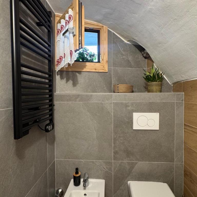 Coriva Homes - Cogolo Stube - One-Bedroom Apartment - 17